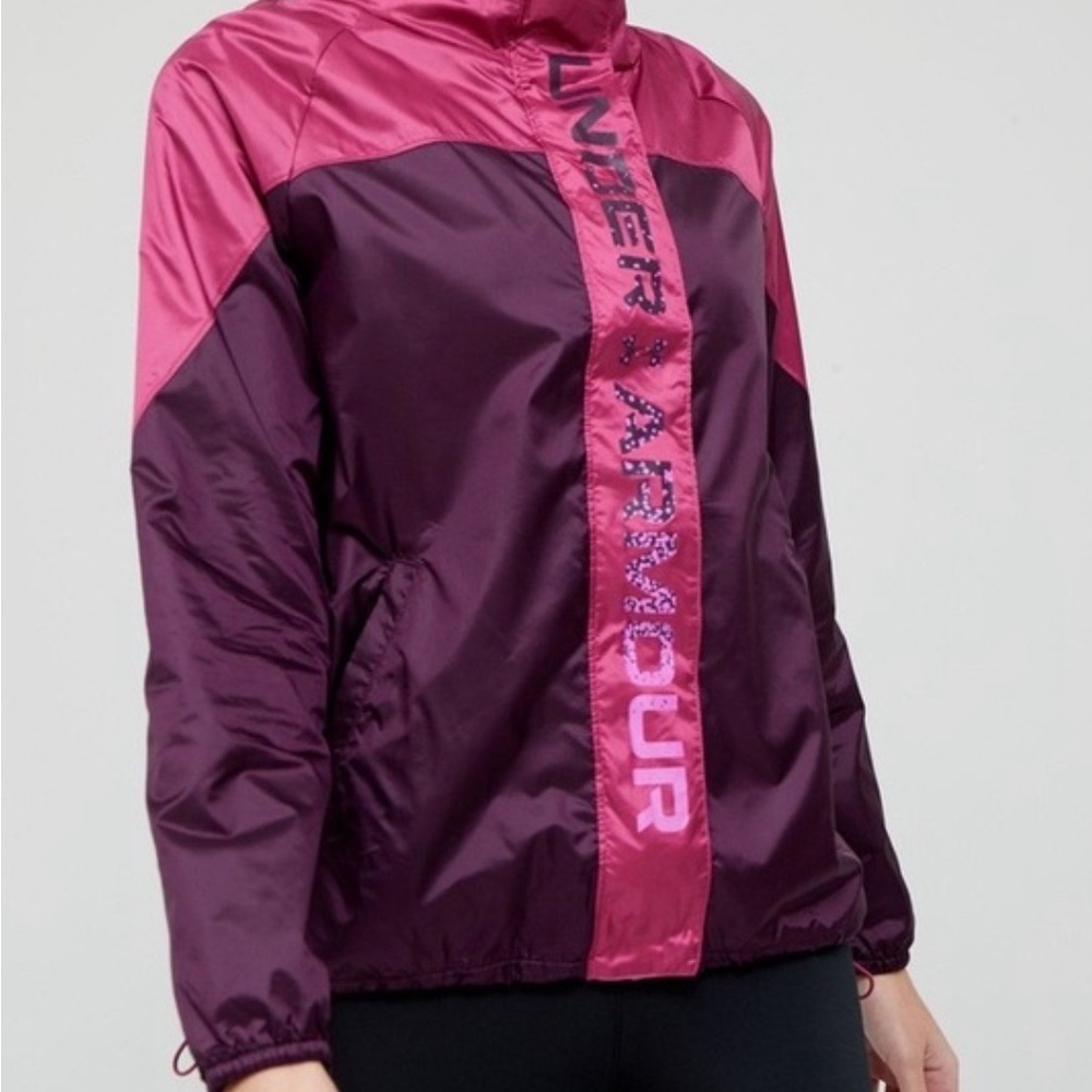 Under Armour Celliant Women’s Lightweight Recovery Jacket in Purple- Size Large